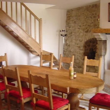 Gite Du Chateau Eclassan Εξωτερικό φωτογραφία