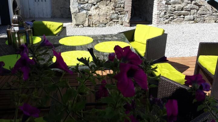 Gite Du Chateau Eclassan Εξωτερικό φωτογραφία